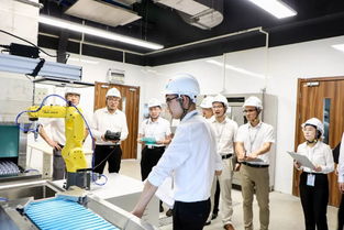 两会热议人工智能，龙头房企加速布局硬核科技，公共服务与技术服务成新蓝海